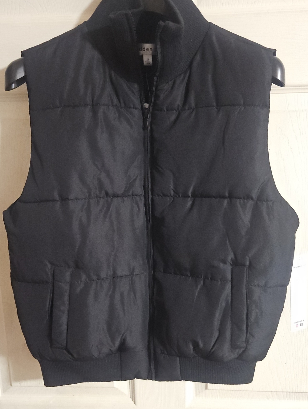 MADDEN GIRL PUFFER VEST: BLACK: NEW WITH TAGS: SIZE SMALL
